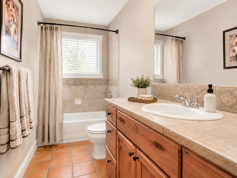 29876 Monterey Ln — Photo 13