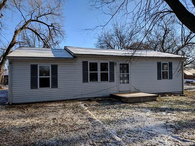 1305 Williams St photo 1
