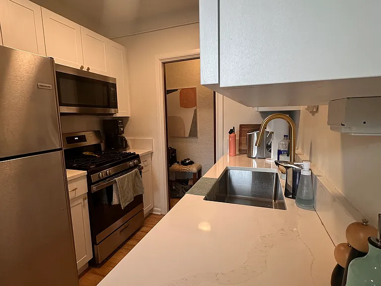 1273 N Cook St #6 — Photo 6