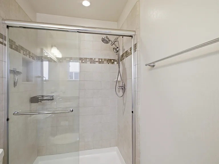 215 Longridge Rd — Photo 12