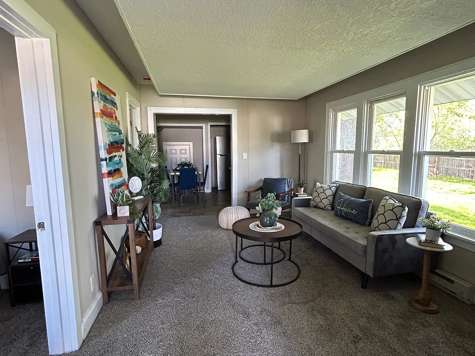 2 bed, 883 sqft, $1,395 — Photo 2