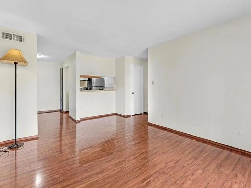 6161 Reims Rd #200