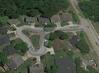 108 Cottage Ct, Laurens, SC 29360