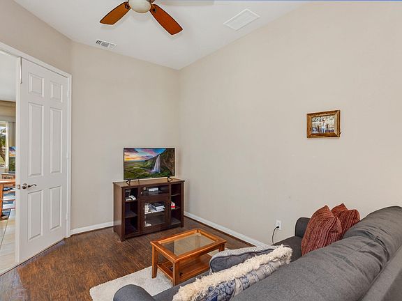 4th image of 41156 Calle San Leon