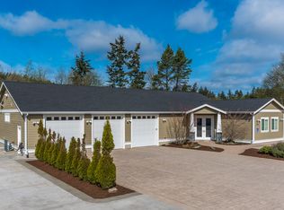 695 Mobius Loop, Oak Harbor, WA 98277