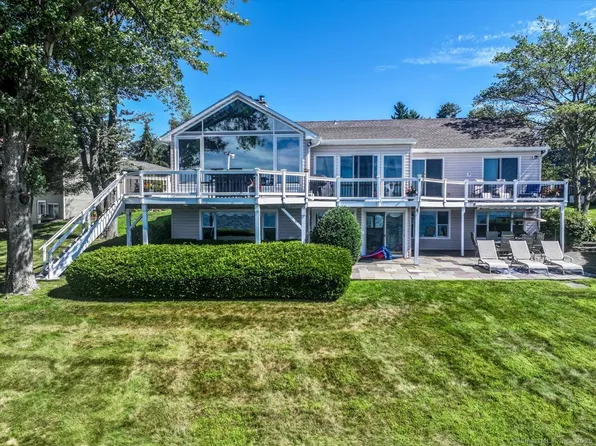 114 North Lake Shore Drive, Brookfield, CT 06804