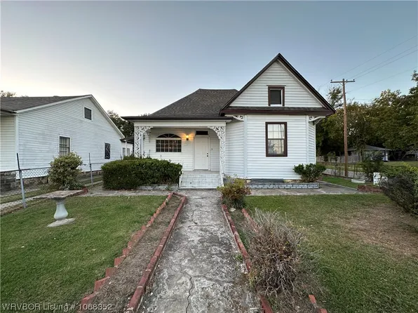 923 N 15th St, Fort Smith, AR 72901
