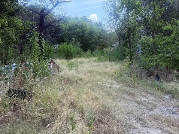 3135 S McLean Rd, Durant, OK 74701