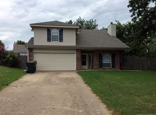 2408 SW Quail Run Ct, Claremore, OK 74019