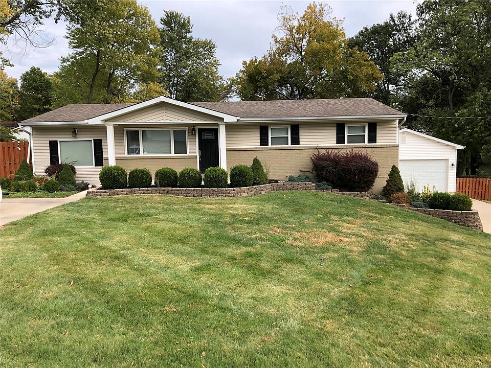 2nd image of 29 David Dr