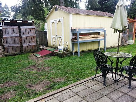 4th image of 10010 38th Pl SE
