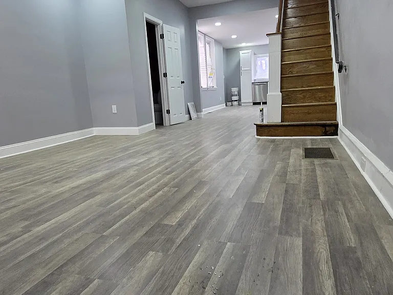 2934 W Wishart St — Photo 2