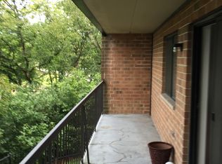 5950 Lake Bluff Dr UNIT 201, Tinley Park, IL 60477