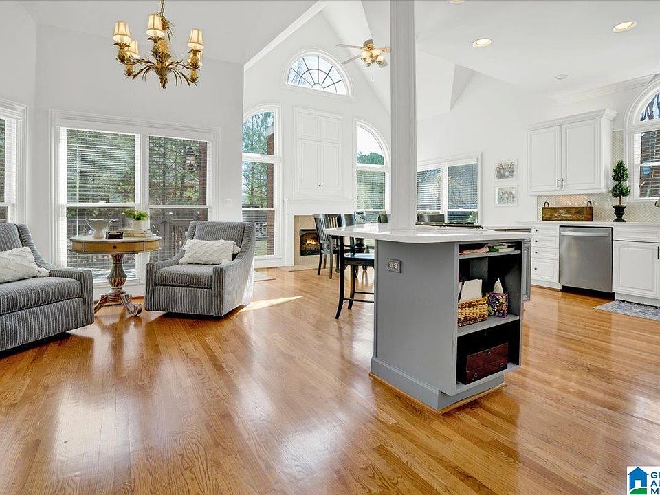 1st image of 1000 Warrington Cir