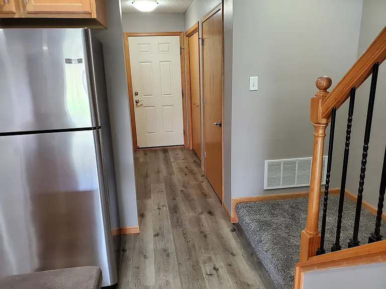 3218 Portage Cir NW — Photo 5