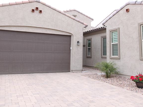 5th image of 871 E Tonto Pl