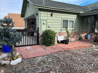 31899 Encina Way, Running Springs, CA 92382