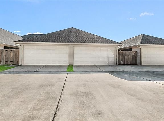 2nd image of 40145 Taylors Trl APT 302