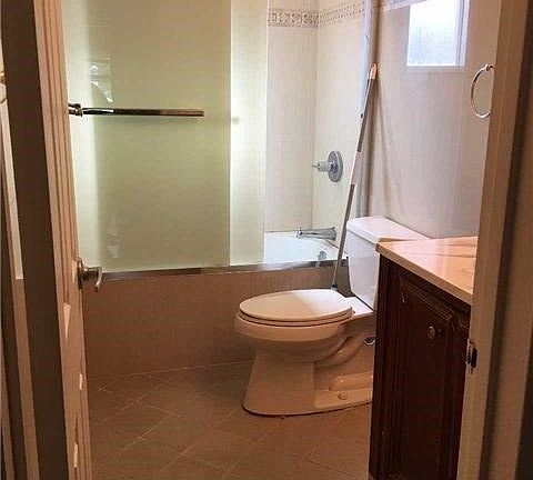 5th image of 70 Craven St
