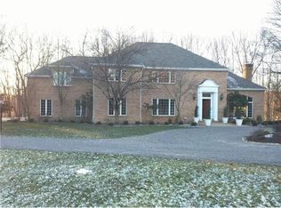 2 Kevin Dr, Sewickley, PA 15143