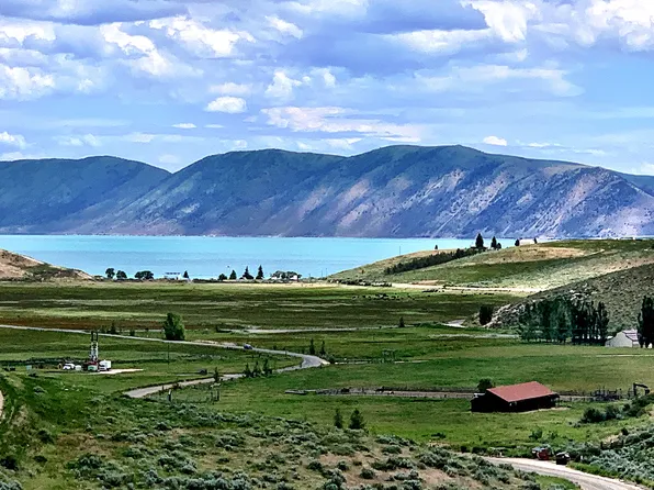 3571 S Sweetwater Pkwy, Garden City, UT 84028