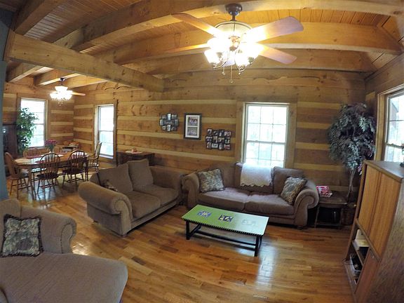 3rd image of 1067 Archer Dr