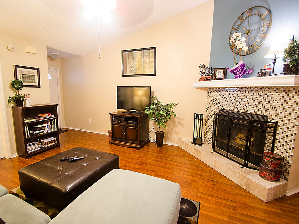 1st image of 12703 Wood Trail Blvd
