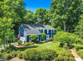 10315 Yellow Pine Dr, Vienna, VA 22182