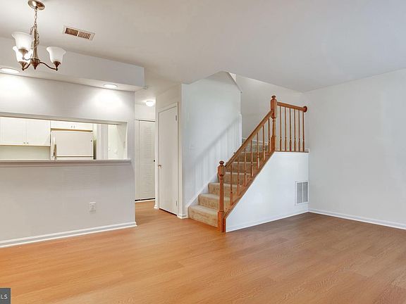 3rd image of 14376 Havener House Ct
