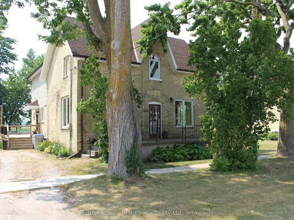 30 King St N, South Huron, ON N0M 1M0