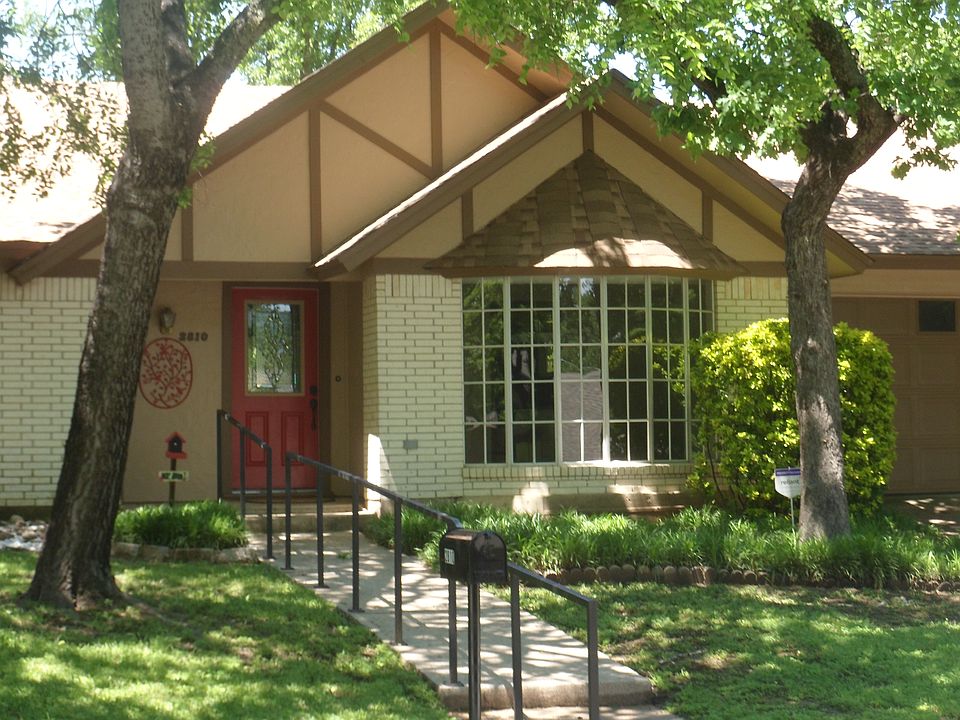 1st image of 2810 Oak Valley Dr