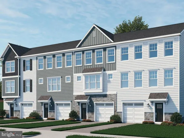 306 E Sawyer Ct, Royersford, PA 19468