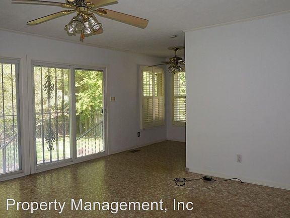 4th image of 615 Bessemer Cir