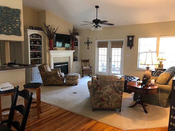 3rd image of 3770 Chaseridge Ct