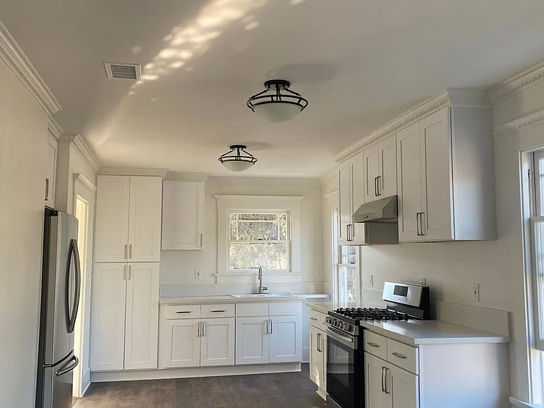 344W — Photo 12