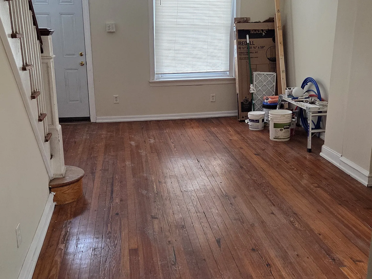3 bed, 1060 sqft, $1,750 — Photo 1
