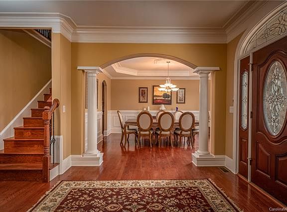 5th image of 6909 Dowington Dr