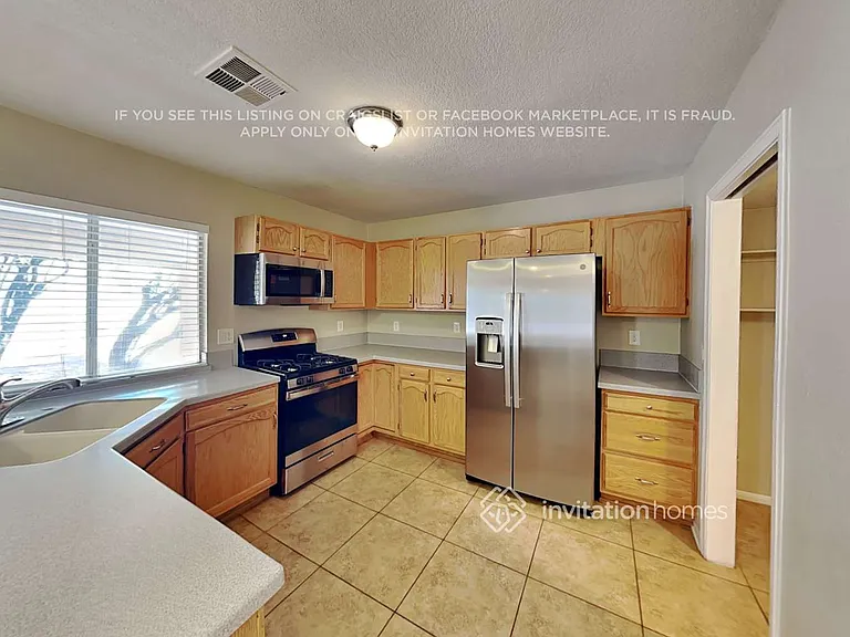 5701 Heatherwood St — Photo 8