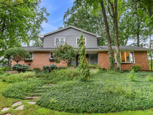 540 Pinehurst Ave, Green Bay, WI 54302