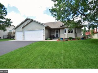 625 99th Ln NE, Blaine, MN 55434