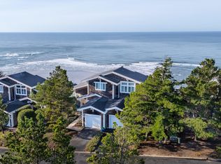 355 Promontory Ln, Tillamook, OR 97141