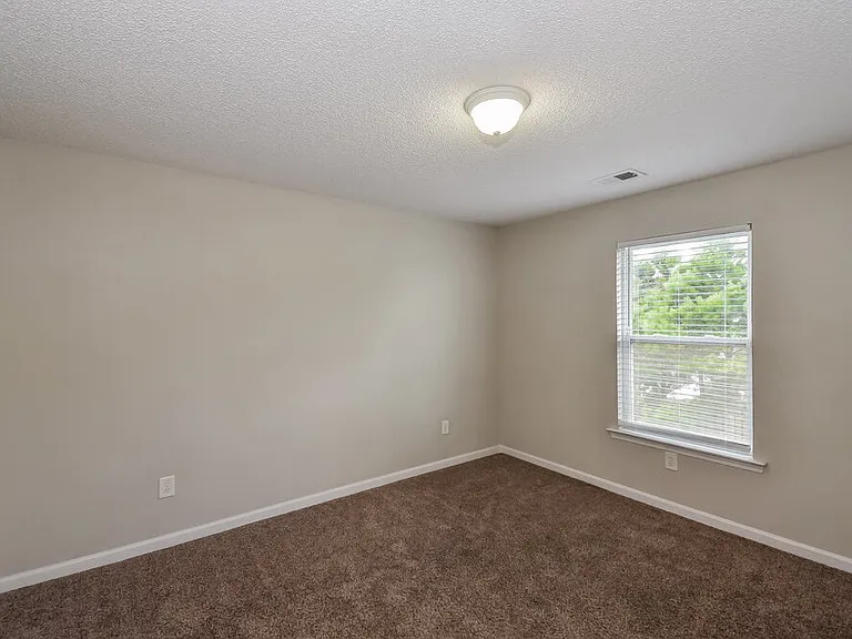 57 Darbys Run Ct — Photo 14