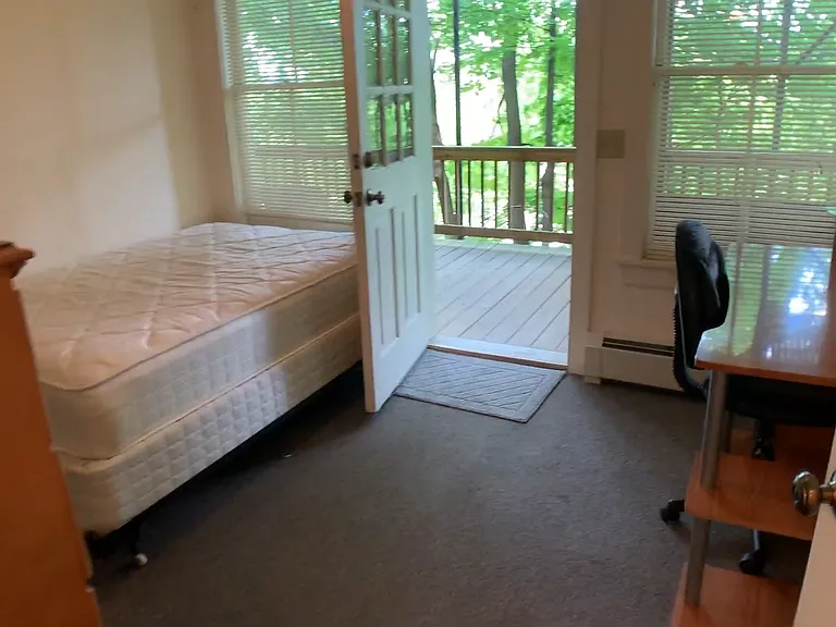 112 Highland Pl #1 — Photo 6