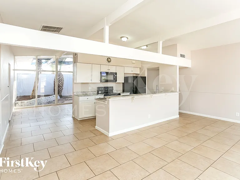 6237 Rassler Ave — Photo 3