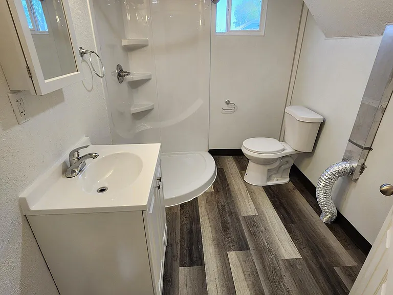1309 N Main St #D — Photo 9