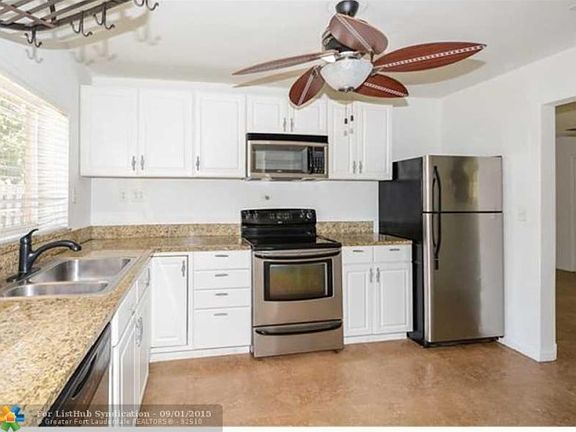 3rd image of 221 NE 51st St