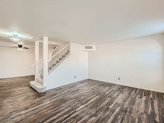 4th image of 7621 Bauble Ave