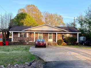 1602 & 1602-1/2 Poor Farm Rd, Morrilton, AR 72110