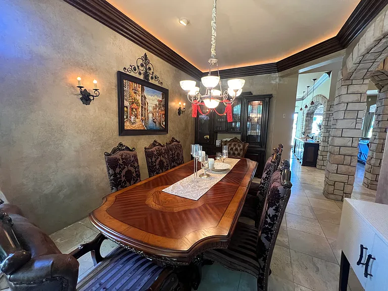 2104 Wedgemont Pl — Photo 9