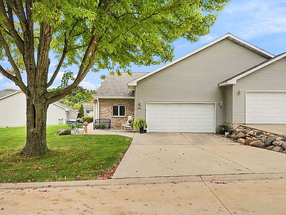 2nd image of 2518 Reynolds Manor Dr #1